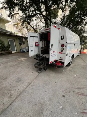 Magnet Plumbing service vehicle on-site for Grease Trap Cleaning in Hollywood-Highland